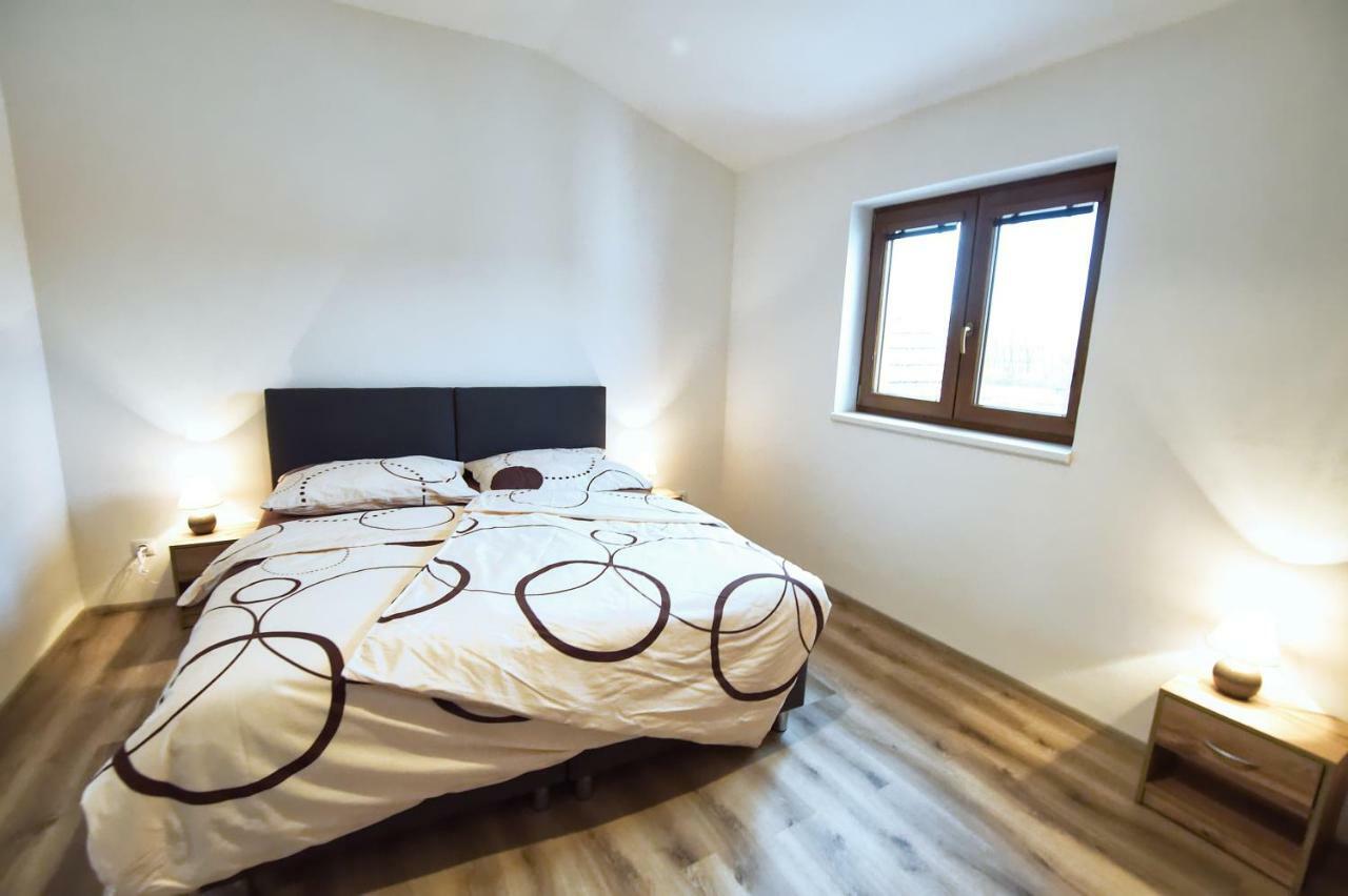 "U Capa" Krasny Apartman V Sedleci Sedlec  Exterior photo