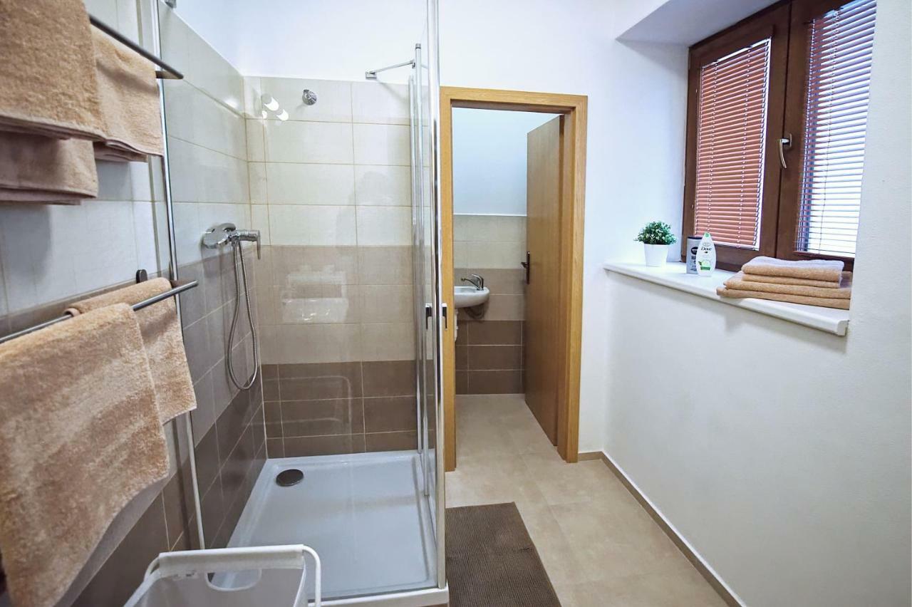 "U Capa" Krasny Apartman V Sedleci Sedlec  Exterior photo