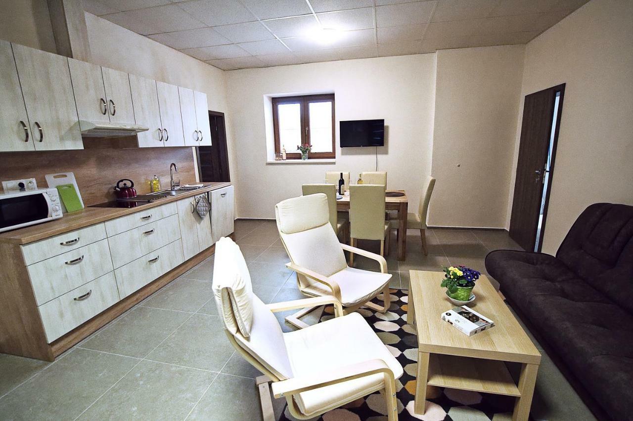 "U Capa" Krasny Apartman V Sedleci Sedlec  Exterior photo