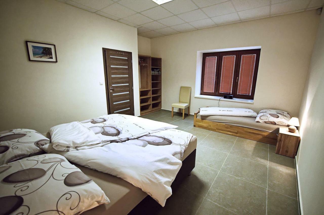 "U Capa" Krasny Apartman V Sedleci Sedlec  Exterior photo